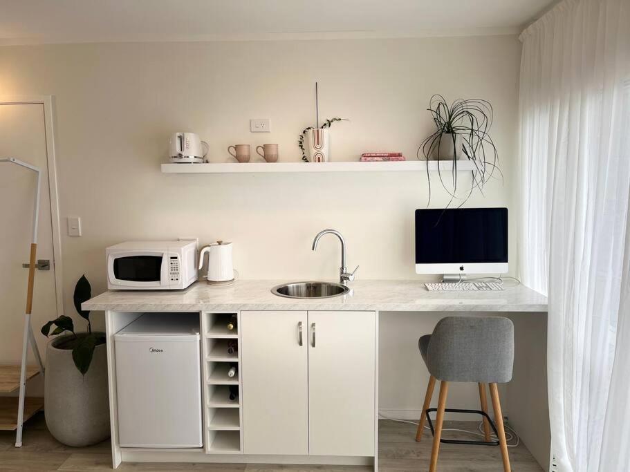 Papamoa Beach Studio Oasis Exterior photo